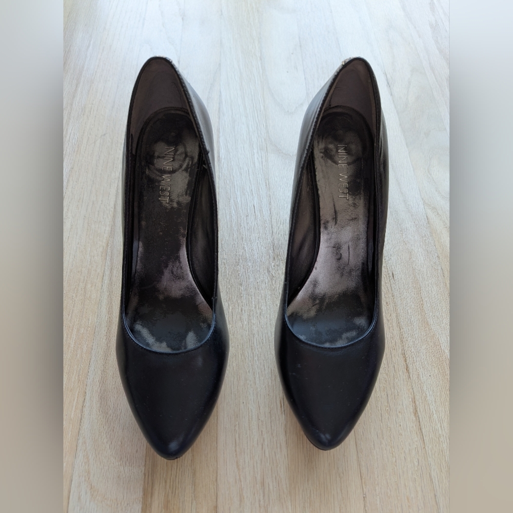 Nine West Classic Platform Stilleto Black Leather Heels (Size 8) - Picture 15 of 16